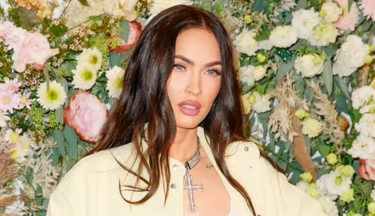 Photoshop baki után új frizura: Megan Fox már nem így néz ki - FOTÓK