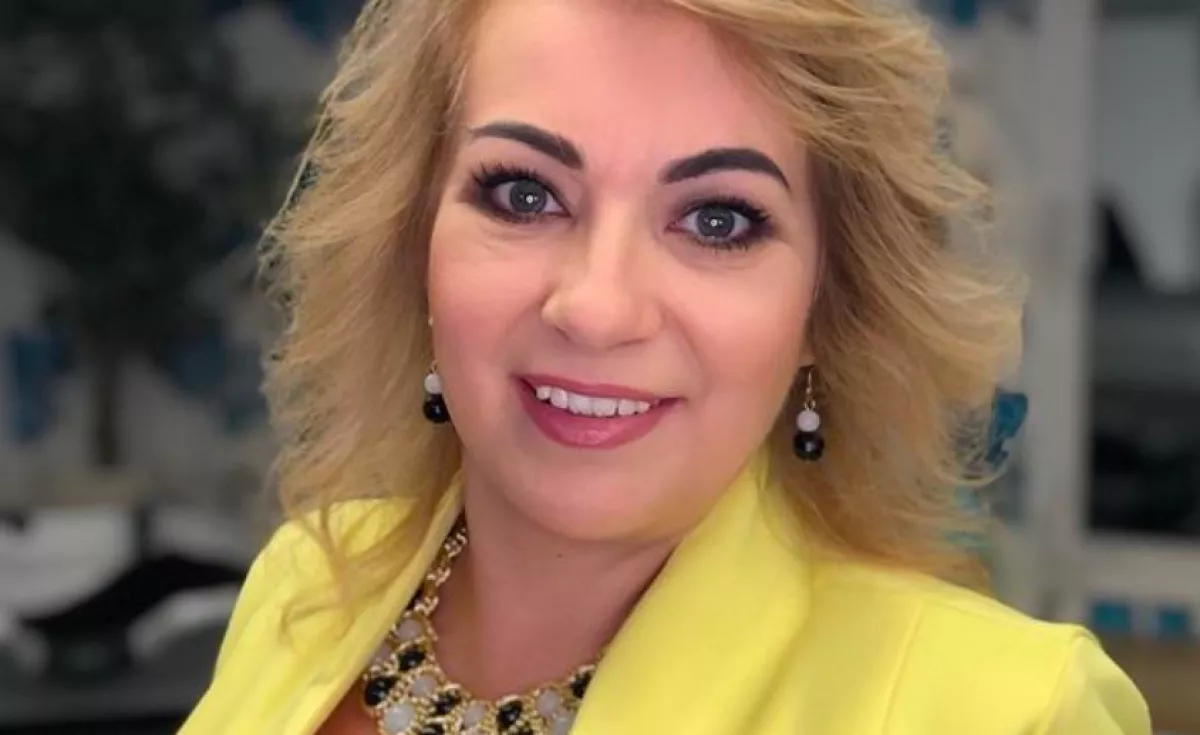 BRÉKING! Elkészült Kiszel Tünde 2022-es exkluzív falinaptára!