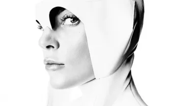 Ruha nélkül mutatta meg magát a Vogue-nak Lady Gaga - Fotók