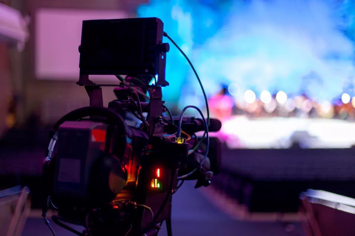 Leáll az egyik magyar tévécsatorna, mert koronavírusosak lettek a dolgozóik