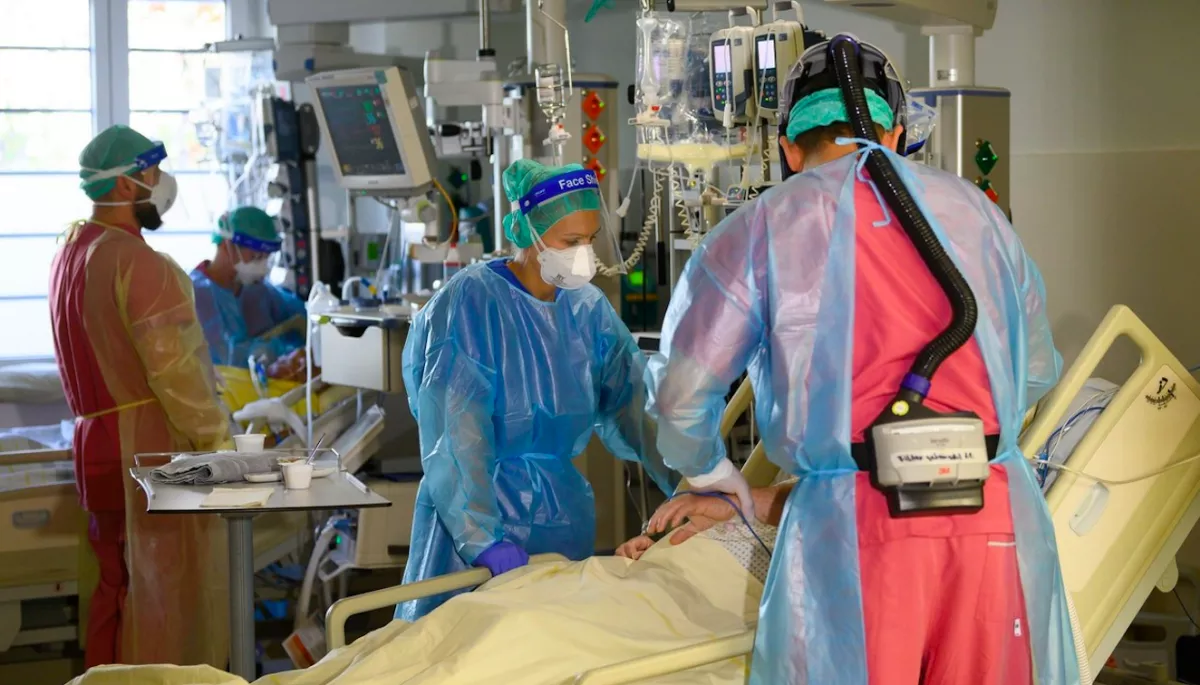 Több mint 10 ezer új fertőzött, rengeteg a halott