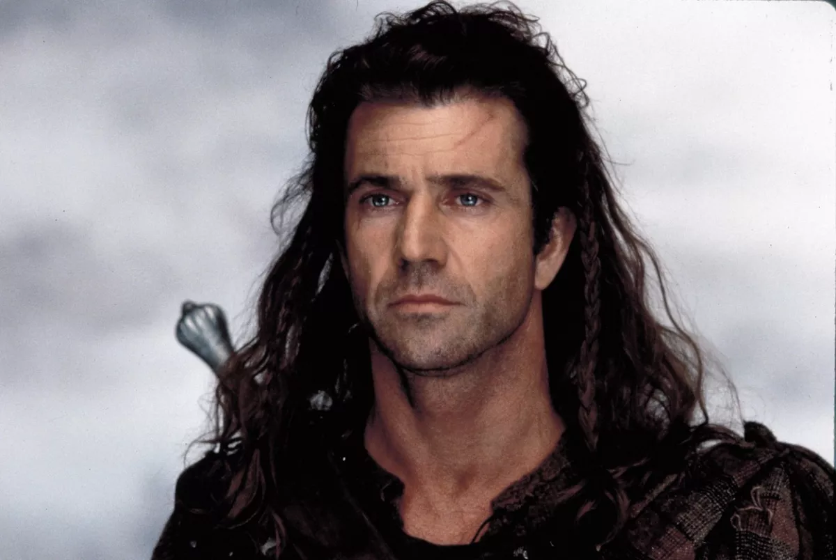 Egy budapesti étteremben bukkant fel Mel Gibson - szelfizett a pincérekkel!