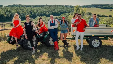 Vérben úszott minden: megsérült a Farm VIP egyik sztárjátékosa! - Fotók