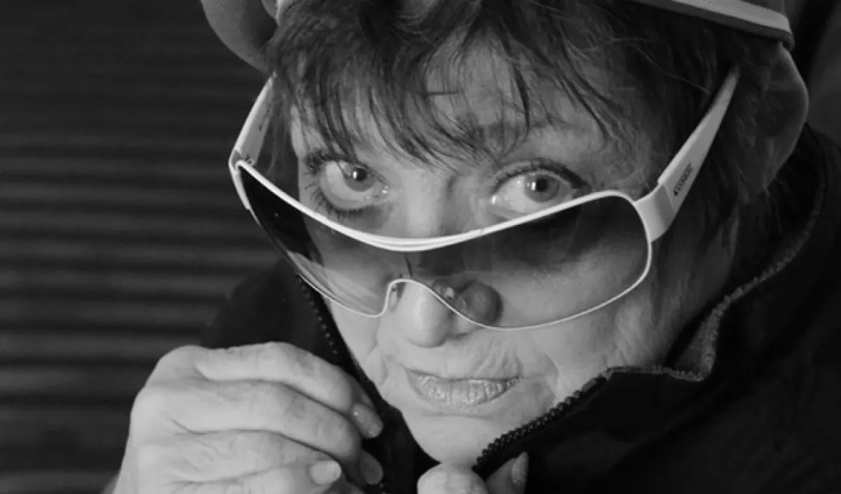 Elhunyt Csűrös Karola