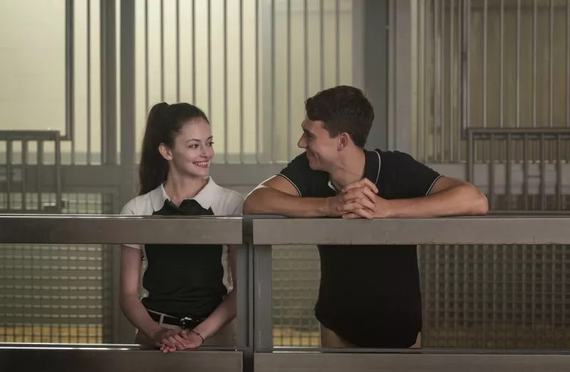 Mackenzie Foy aés Calam Lynch