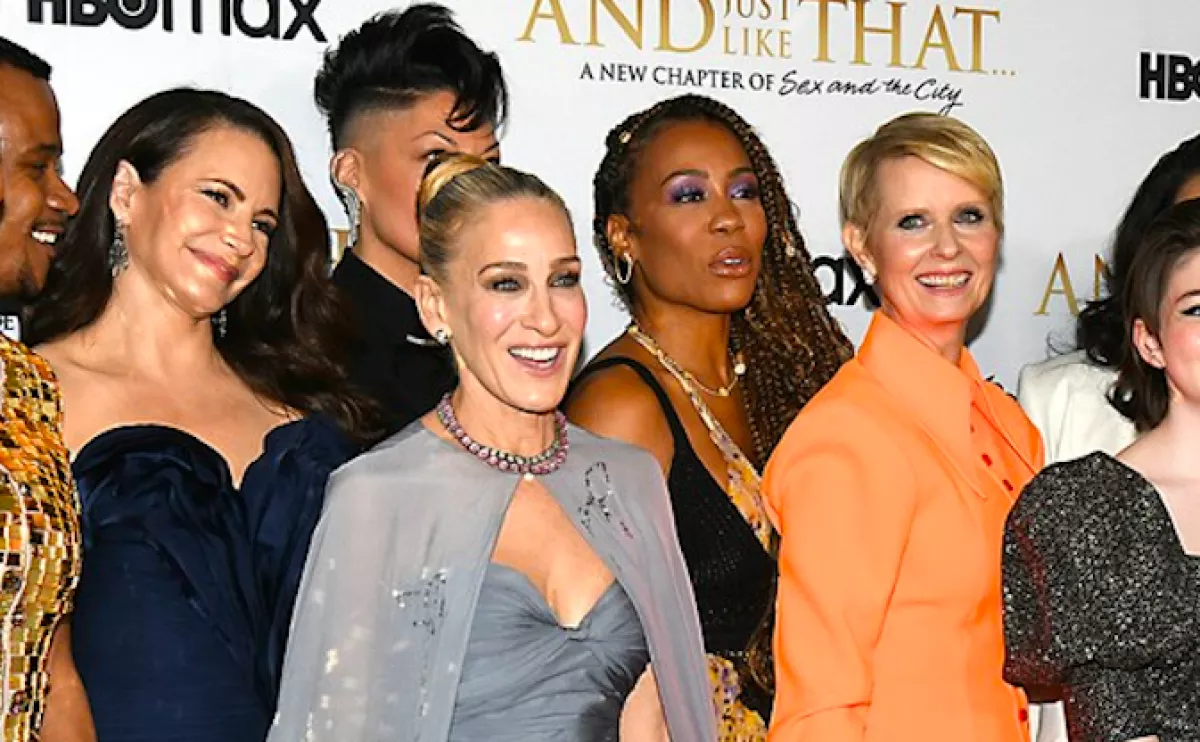 MEGDÖBBENT A VILÁG! Egy főszereplő halálával indul a Szex és New York folytatása - Fotók