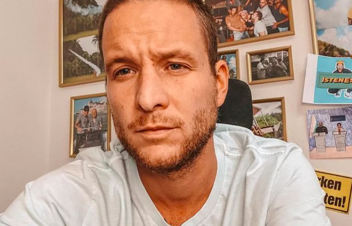 Senki nem éri el - ezért tűnik el hónapokra Istenes Bence!