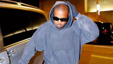 MI EZ A CSIZMA? Kanye West-en röhög az egész világ - Fotók
