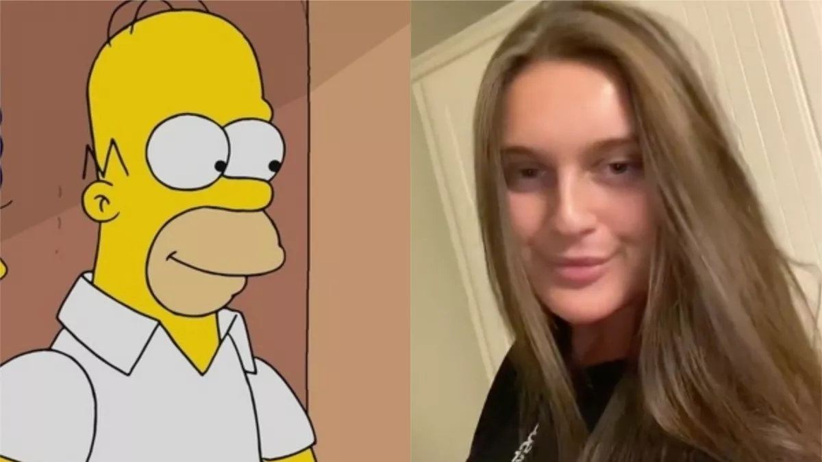 SOKKOLÓ: Feltöltette, Homer Simpson ajkai lettek a csinos influenszernek! - FOTÓK