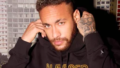 Leleplezték őket: Neymar ezzel a modellel jött össze! - Fotók