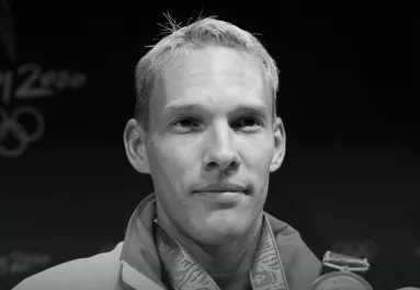 Elhunyt Csollány Szilveszter