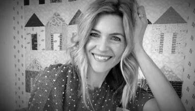 A FÉRJE KÖZÖLTE: 36 évesen hunyt el a népszerű youtuber! - FOTÓK