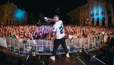 4 és fél milliós órát vett magának a magyar sztár - Fotó