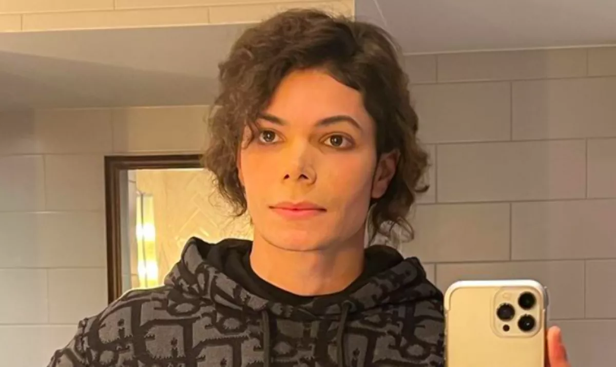 Gyerekkori képek kerültek elő Jacko élő klónjáról, azóta senki nem hisz neki - FOTÓK