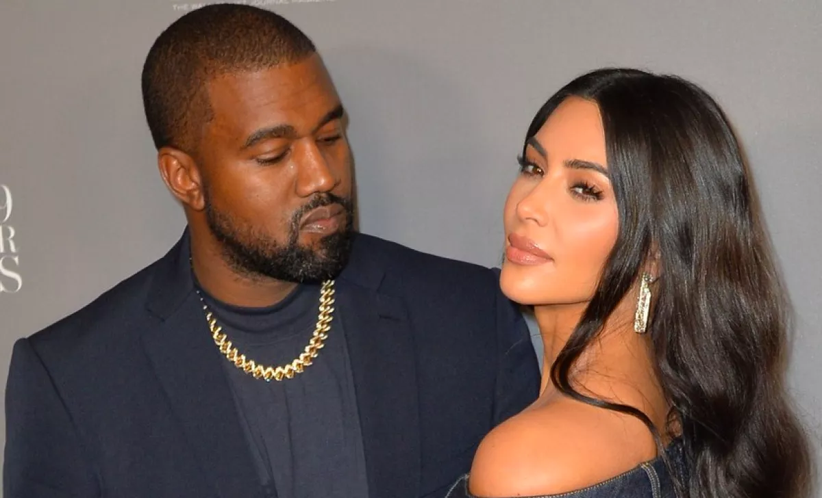 DURVA VÁDAK A NETEN: Kanye bérgyilkossal akarta megöletni Kim Kardashiant? - Fotók