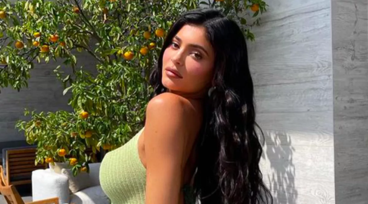 Fotót posztolt: megszületett Kylie Jenner második gyermeke!