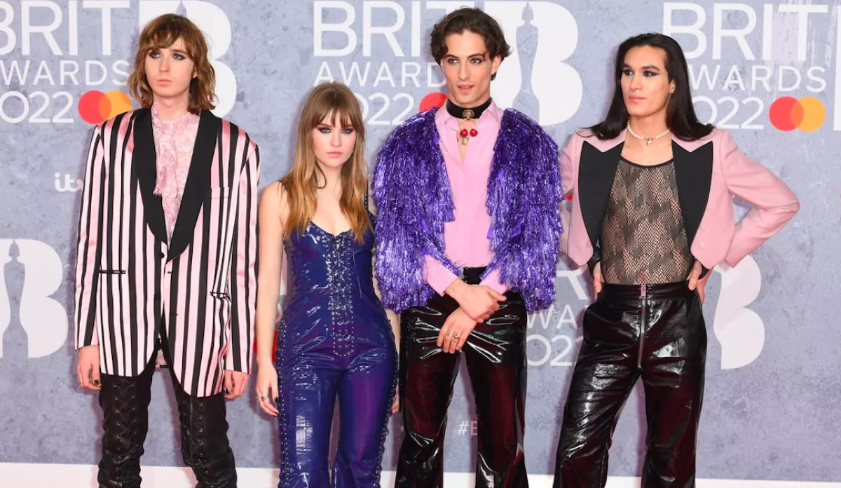 FOTÓK: Botrányos ruhák a Brit Awards-on! Egy 30 éves nő mindenkin túltett