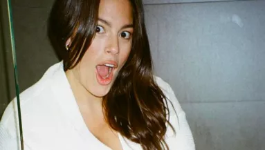 TÚL INTIM, VAGY MEGHATÓ? Végre megmutatta ikreit a sztármodell - Fotók