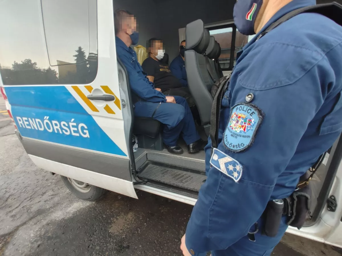 FOTÓK: Elfogták a kemecsei szemkinyomót - képeket tett közzé a rendőrség!