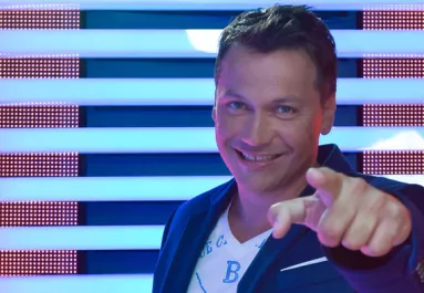 Kilenc év után cserélték le Kovács Áront - megvan az Észbontók új műsorvezetője!