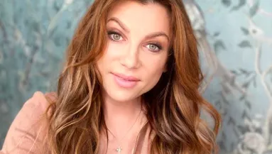 Cuki fotó: így értek haza Rúzsa Magdiék a három babájukkal a kórházból!