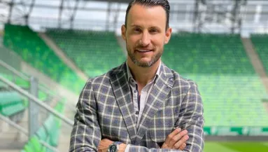 NEM TAGADTA: ez az énekesnő lehet Csuti új szerelme - Videó