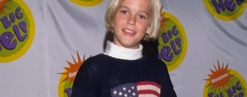 Menyasszonya állítja: 3 bordáját törte el az egykori tinisztár - Fotók