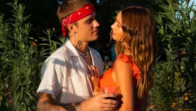 Agyi vérrög miatt került kórházba Hailey Bieber