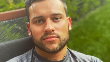 Kisgyermekes anyuka Szabó Ádám új párja - Fotó