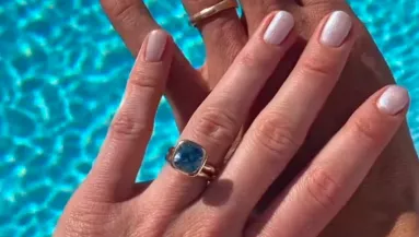 Mindenkit megleptek: férjhez ment a 31 éves színésznő