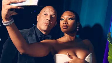 Vanity Fair: merész ruhákban buliztak a sztárok az Oscar-party-n - Fotók