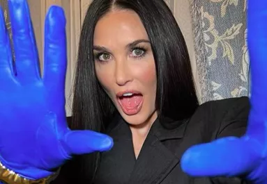 Újra szerelmes Demi Moore - ez a 13 évvel fiatalabb férfi csábította el - Fotók