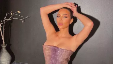 2 672 810 forint - ennyit fizetett Kim Kardashian ezért a farmerért