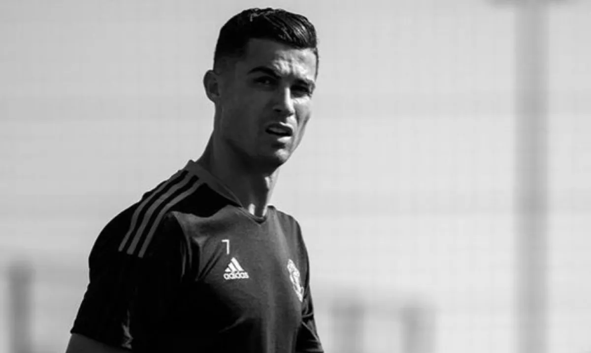 Drámai bejelentés: elhunyt Cristiano Ronaldoék kisfia