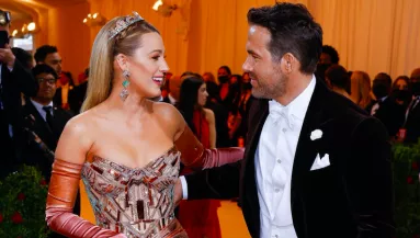 Kim lefogyva, Sophie pocakosan, Musk az anyjával - Íme a MET-gála sztárpárjai