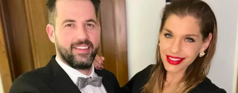 Templomi esküvő: ebben a ruhában ment férjhez Dér Heni - Fotók