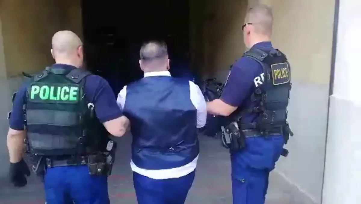 Két évig bújkált - elfogása után rögtön a börtönbe vitték