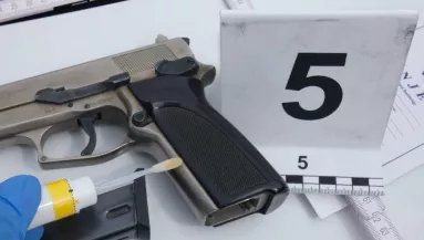 36 éves nőt lőtt fejen egy 77 éves férfi Vecsésen - Gáz- és riasztófegyverrel - Fotók