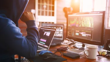 Videós kihívás miatt lett gyanúsított egy 20 éves budapesti srác - börtönbe is kerülhet