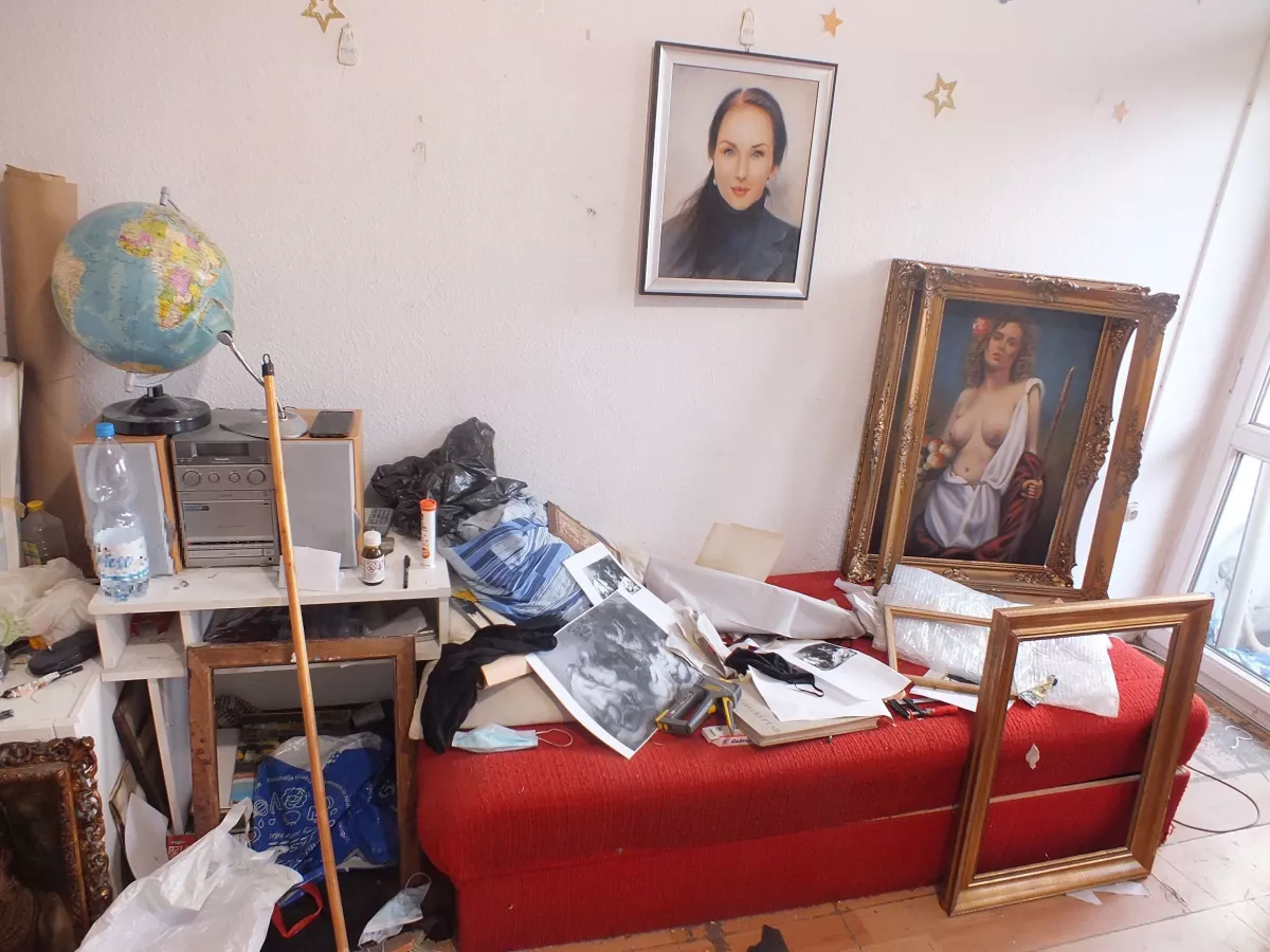 Szia, uram! Picasso érdekel? - Festményhamisítókra csapott le a rendőrség - Fotók