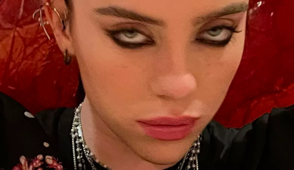 "Az interneten hazudni veszélyes" - Igaz a hír igaz Billie Eilish-ról - Fotó