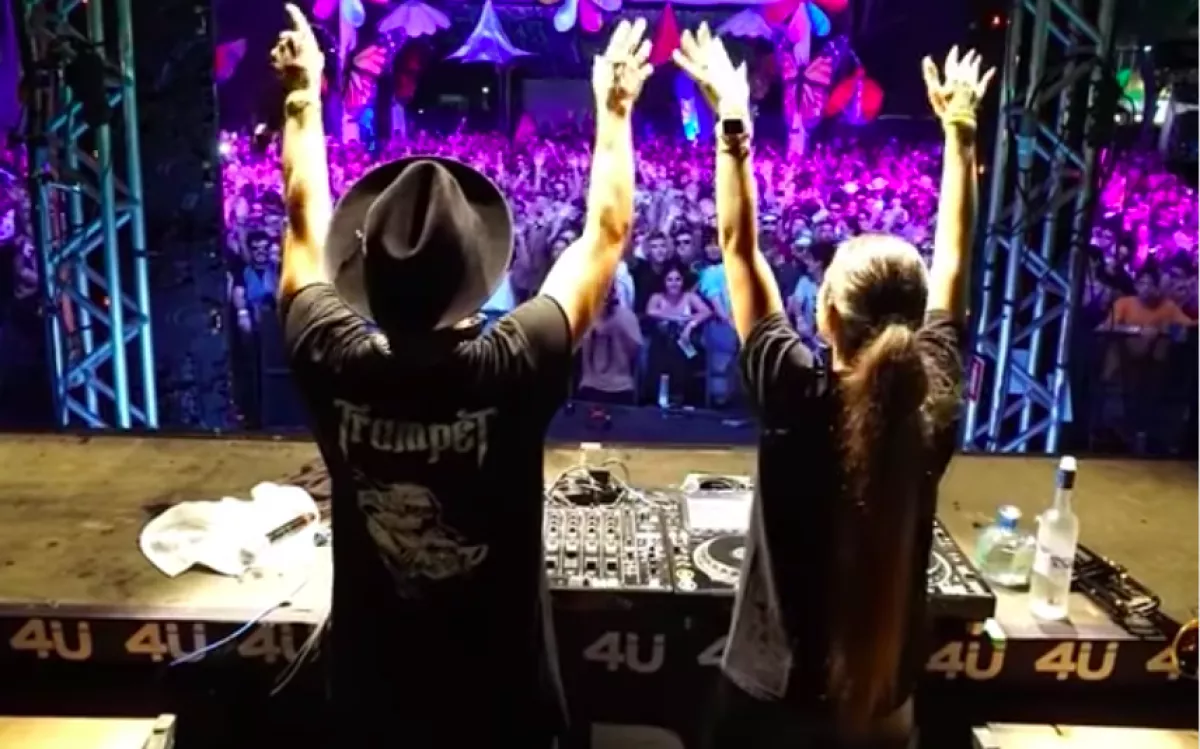 Magyar lányt vett feleségül a világsztár - Álomesküvő Budapesten - Fotók