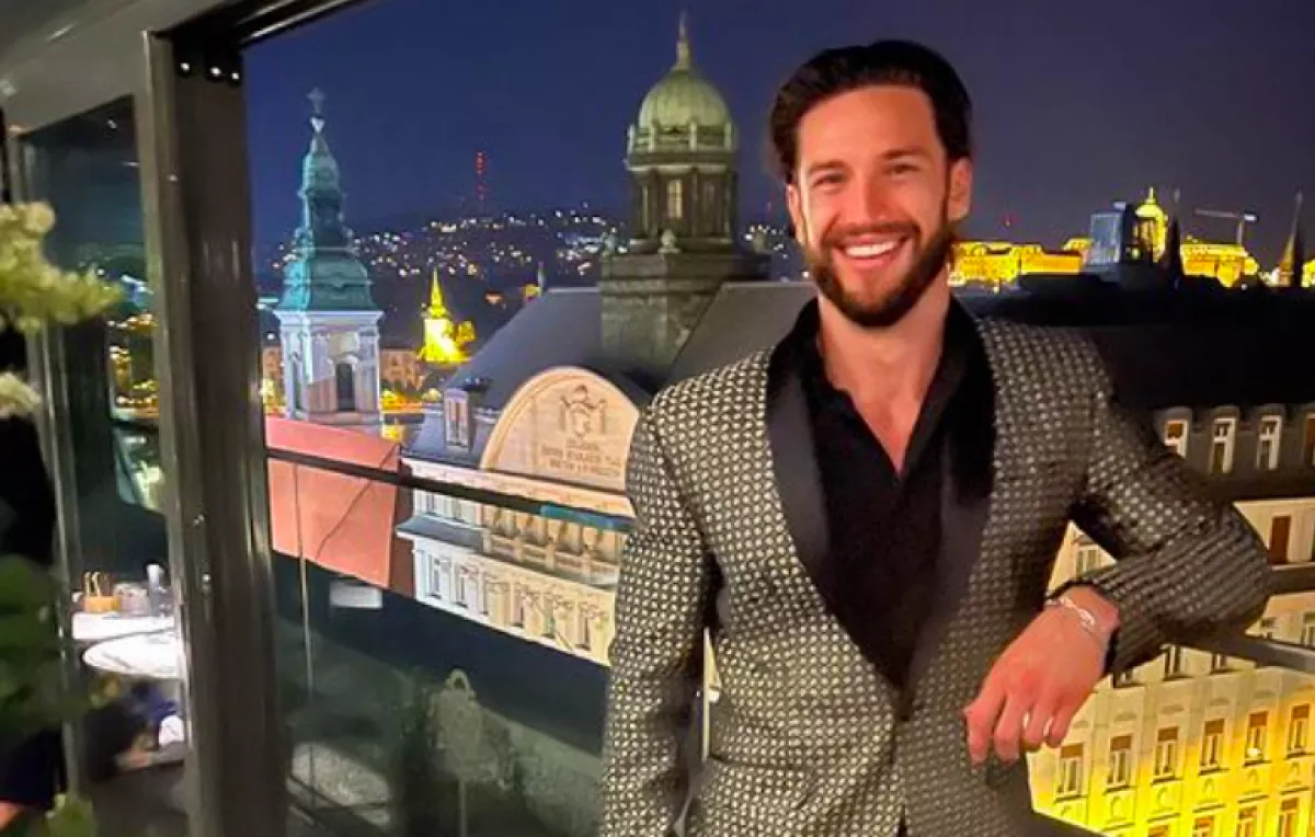 Fotón a forró csók: ez a lány Shane Tusup új kedvese?