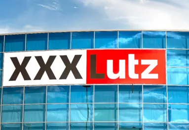 Ne igyál belőle! Mérgező anyagok miatt visszahívták a népszerű áruházlánc egyik poharát