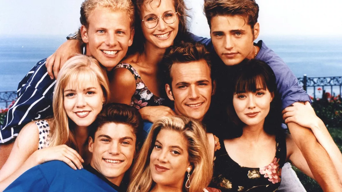 Felismerhetetlen a Beverly Hills 90210 48 éves sztárja - A botox rabja lett - Fotók