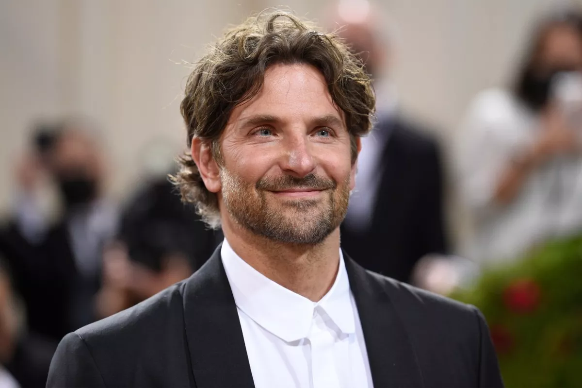 Nem akárki Bradley Cooper új szerelme - Lebuktak - Fotók