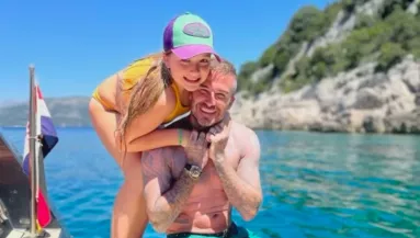 "Ez legális?" - Beckhamék nyaralós posztján elborzadtak a rajongók