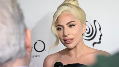 Döbbenet: a rendőrség véletlenül szabadon engedte Lady Gaga kuytasétáltatójának támadóját - Fotók