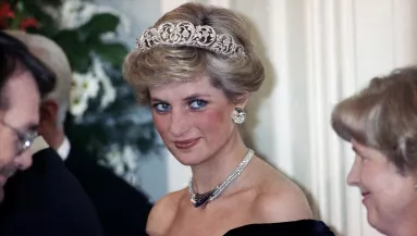25 évvel a halála után eladó Diana hercegné Ford Escortja - Így néz ki ma - Fotók
