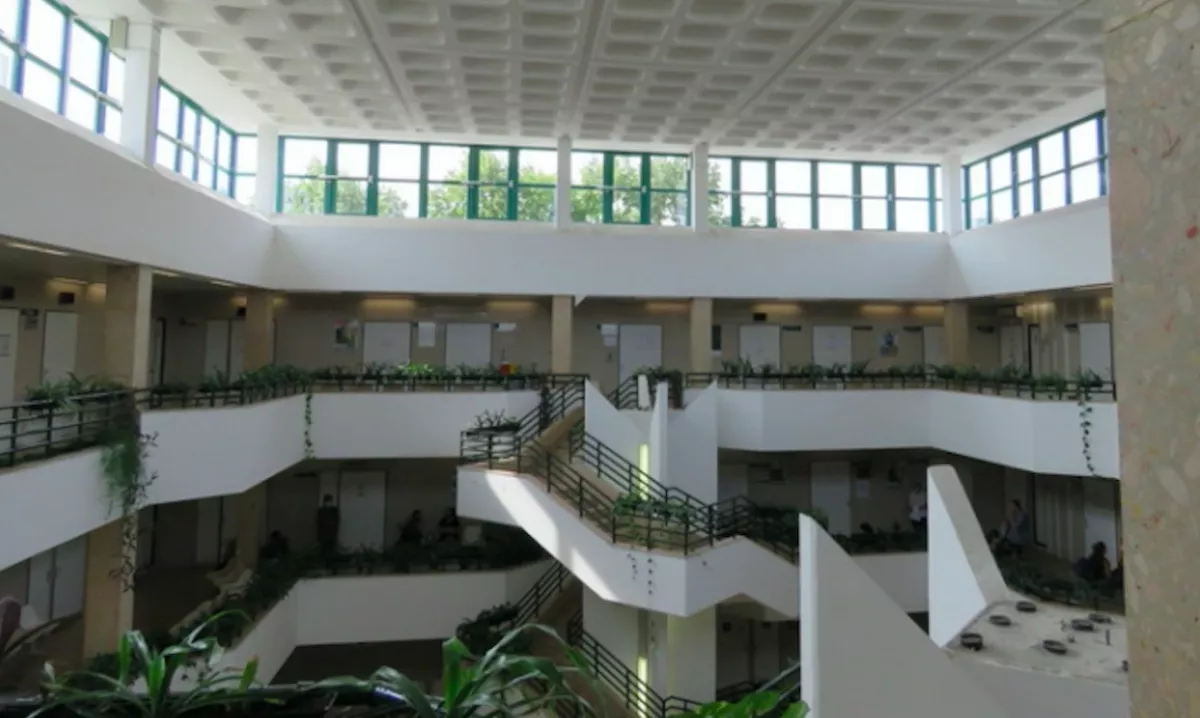 Egy székesfehérvári kórházban, munkaidőben akarta megölni a feleségét egy 40 éves férfi - Fotók